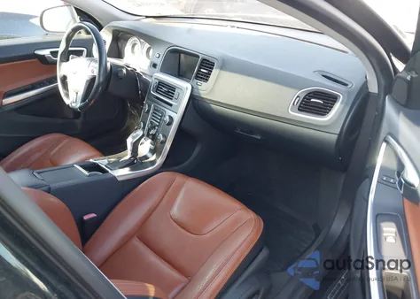 2013 Volvo S60 из США, поврежденный, VIN YV1612FH8D2199240